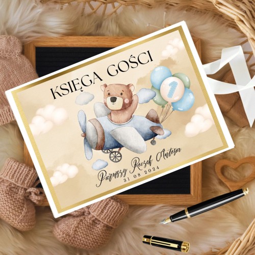 Pamiątkowa Księga  na roczek dla chłopca z imieniem 